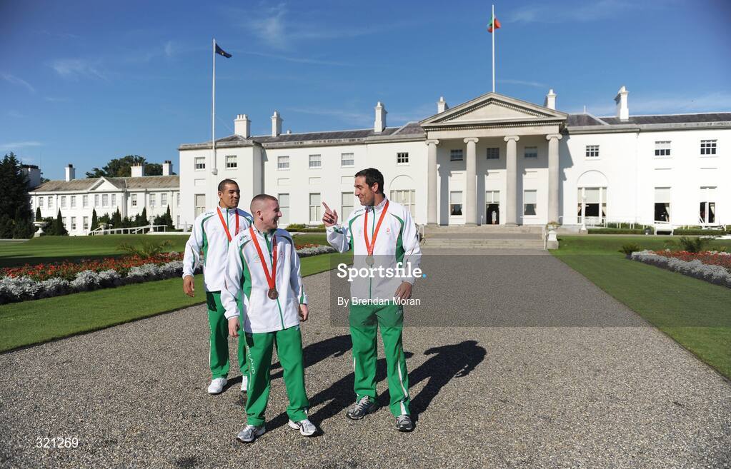 20 September 2008; Irish olympic boxers Darren Sutherland, left, Paddy Barnes, centre, and Kenny Egan outside Aras an Uachtarain during a reception for the Irish athletes, coaches and officials who represented Ireland at the Beijing Olympics, hosted by President Mary McAleese at Aras an Uachtaran. Irish Olympians visit Aras an Uachtarain, Phoenix Park, Dublin. Picture credit: Brendan Moran / SPORTSFILE