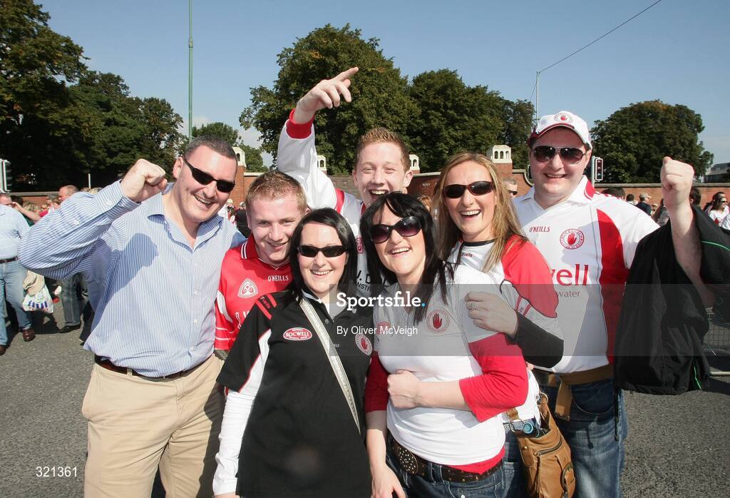21 September 2008; Tyrone fans before the GAA Football All-Ireland Senior Championship Final, Kerry v Tyrone, Croke Park, Dublin. Picture credit: Oliver McVeigh / SPORTSFILE
