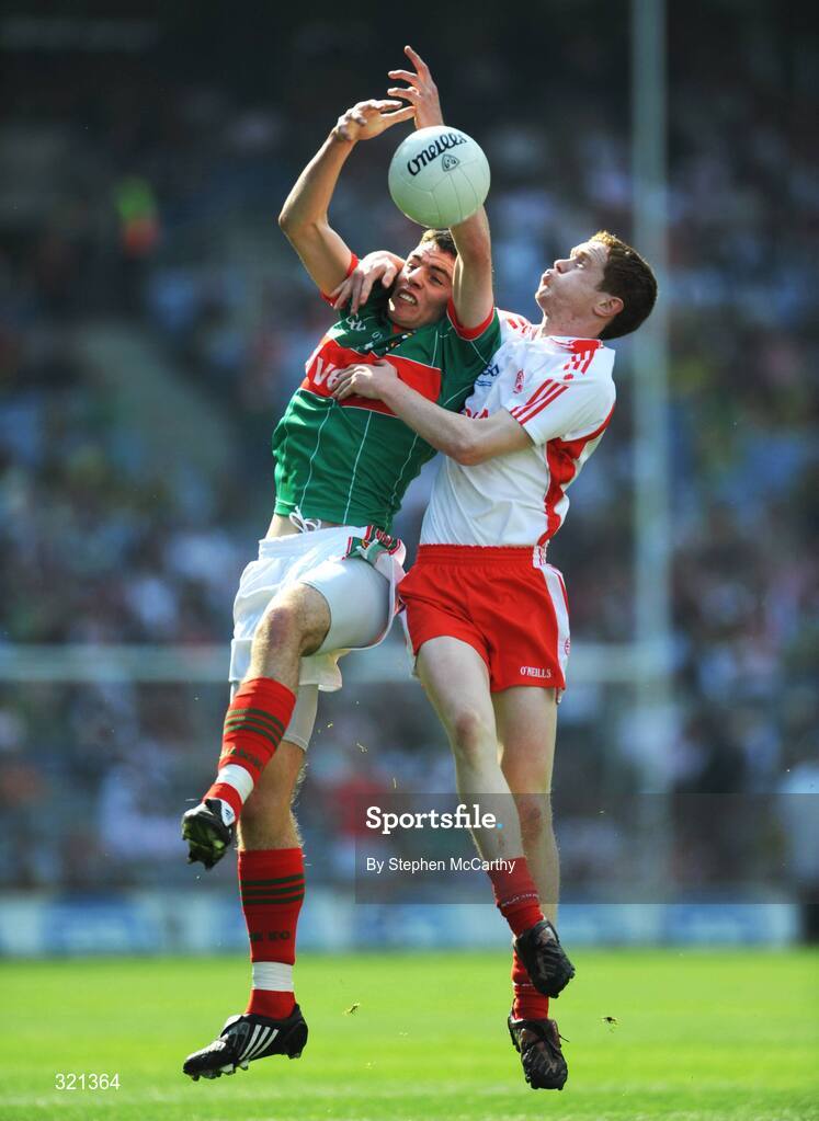 21 September 2008; Aidan Walsh, Mayo, in action against Gavin Teague, Tyrone. ESB GAA Football All-Ireland Minor Championship Final, Tyrone v Mayo, Croke Park, Dublin. Picture credit: Stephen McCarthy / SPORTSFILE