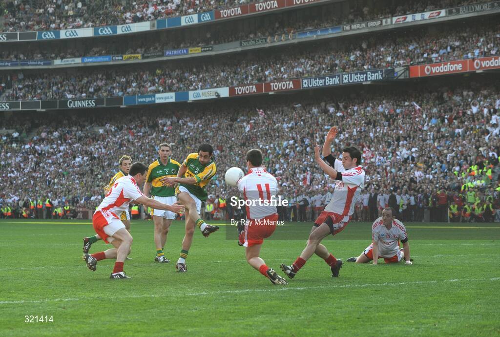 21 September 2008; Kerry team captain Paul Galvin attempts to score a goal in the last minute under pressure from Tyrone players Conor Gormley, 6, Brian McGuigan and Davy Harte. GAA Football All-Ireland Senior Championship Final, Kerry v Tyrone, Croke Park, Dublin. Picture credit: Ray McManus / SPORTSFILE