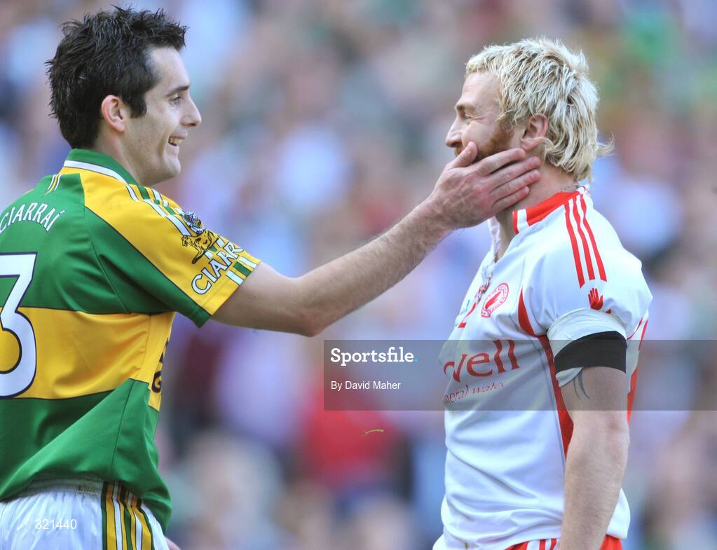 21 September 2008; Tom O'Sullivan, left, Kerry, with Owen Mulligan, Tyrone during the game. GAA Football All-Ireland Senior Championship Final, Kerry v Tyrone, Croke Park, Dublin. Picture credit: David Maher / SPORTSFILE