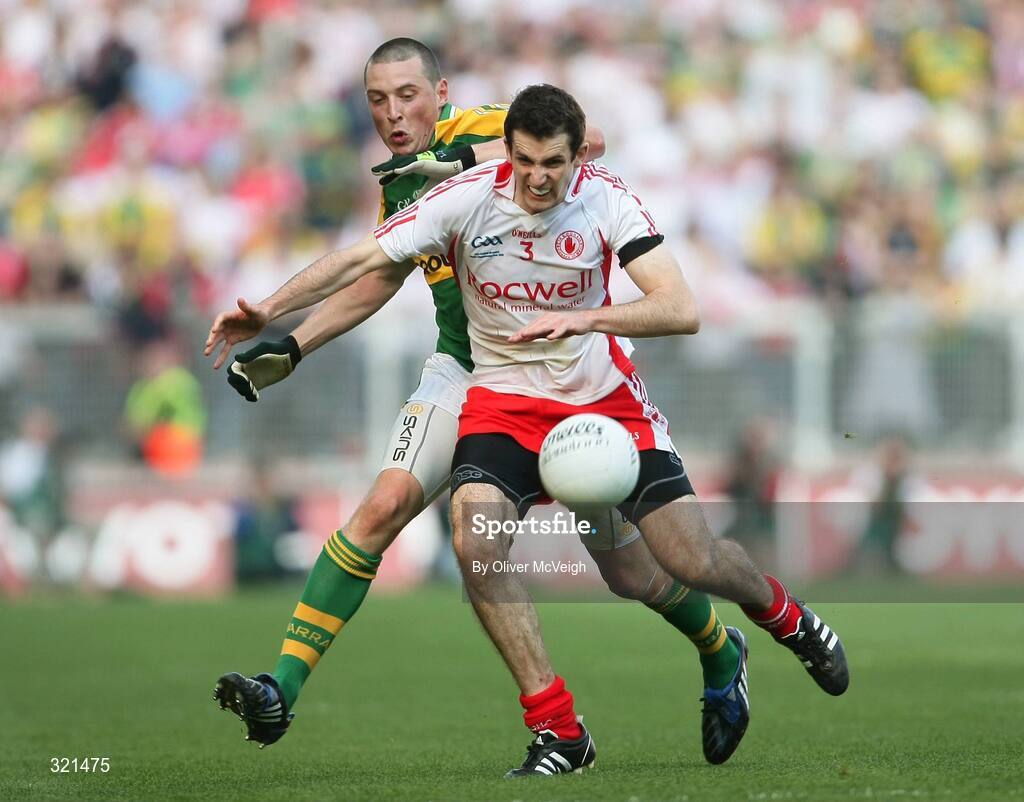 21 September 2008; Justin McMahon, Tyrone, in action against Kieran Donaghy, Kerry. GAA Football All-Ireland Senior Championship Final, Kerry v Tyrone, Croke Park, Dublin. Picture credit: Oliver McVeigh / SPORTSFILE
