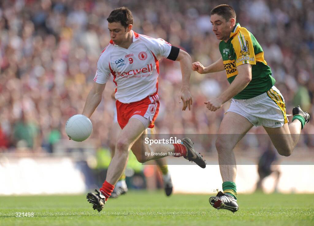 21 September 2008; Enda McGinley, Tyrone, in action against Darragh O Se, Kerry. GAA Football All-Ireland Senior Championship Final, Kerry v Tyrone, Croke Park, Dublin. Picture credit: Brendan Moran / SPORTSFILE