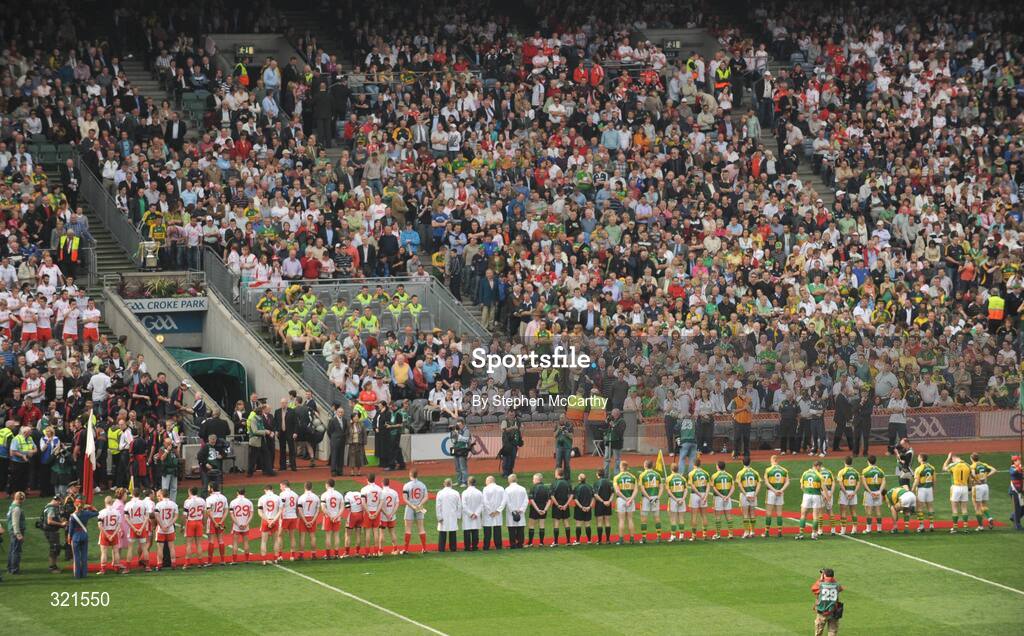 21 September 2008; The Kerry and Tyrone teams line up to greet President Mary McAleese ahead of the game. GAA Football All-Ireland Senior Championship Final, Kerry v Tyrone, Croke Park, Dublin. Picture credit: Stephen McCarthy / SPORTSFILE