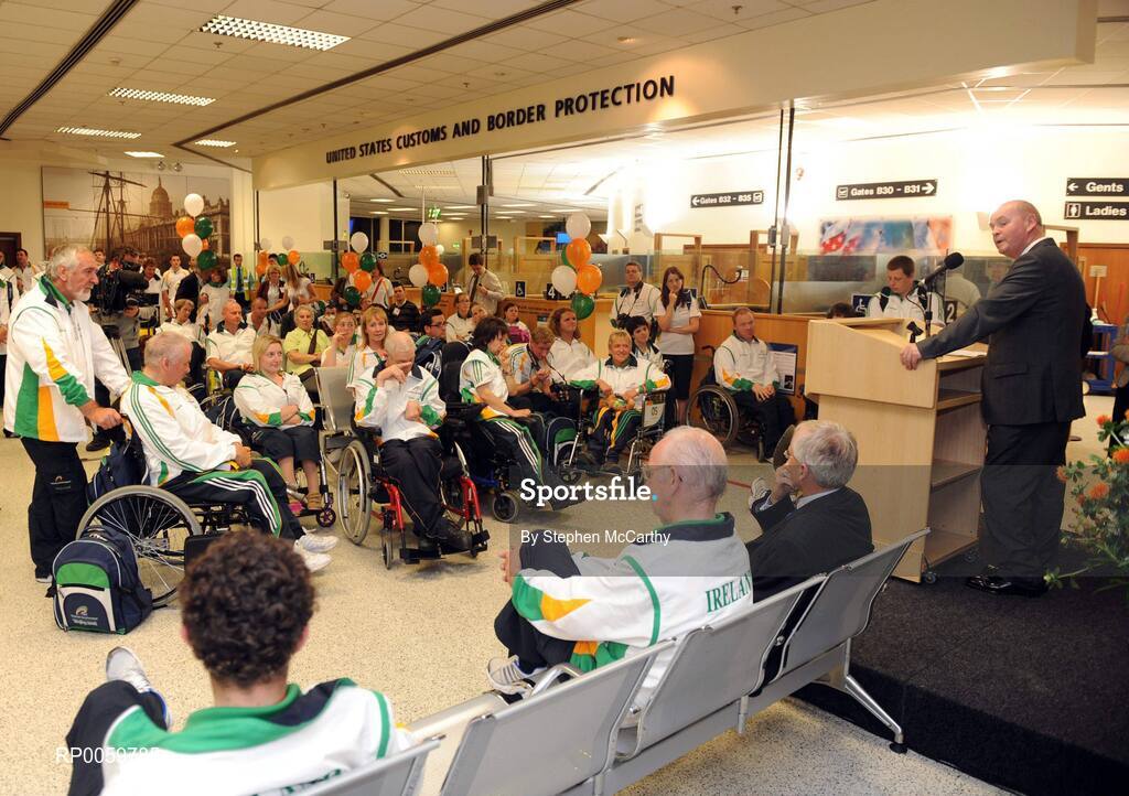 19 September 2008; Minister of State at the Department of the Taoiseach and Government Chief Whip Pat Carey speaking at a reception for Irish athletes at Dublin Airport as the Irish Paralympic Team arrived home from Beijing. Dublin Airport, Dublin. Picture credit: Stephen McCarthy / SPORTSFILE