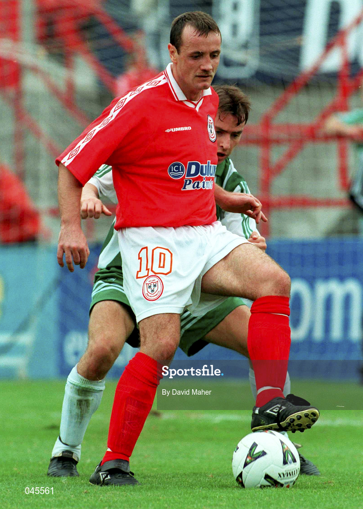 13 August 2000; Stephen Geoghegan of Shelbourne in action against Philip Keogh of Bray Wanderers during the Eircom League Premier Division match between Shelbourne and Bray Wanderers at Tolka Park in Dublin. Photo by David Maher/Sportsfile