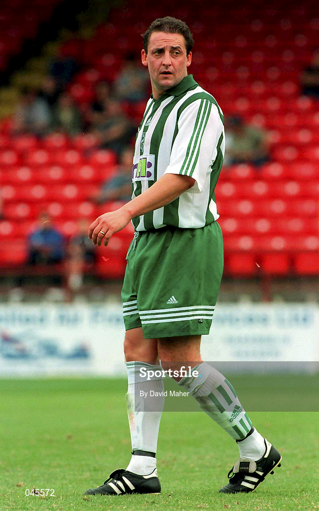 13 August 2000; Eddie Gormley of Bray Wanderers during the Eircom League Premier Division match between Shelbourne and Bray Wanderers at Tolka Park in Dublin. Photo by David Maher/Sportsfile