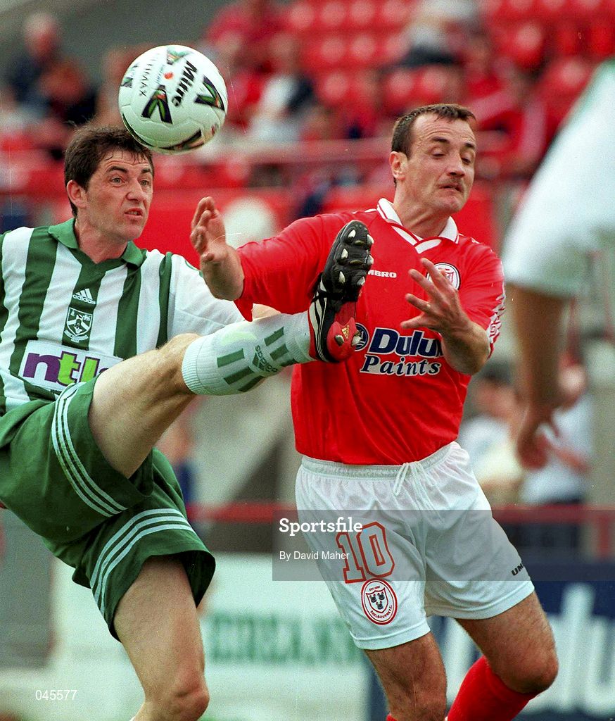 13 August 2000; Colm Tresson of Bray Wanderers in action against Stephen Geoghegan of Shelbourne during the Eircom League Premier Division match between Shelbourne and Bray Wanderers at Tolka Park in Dublin. Photo by David Maher/Sportsfile