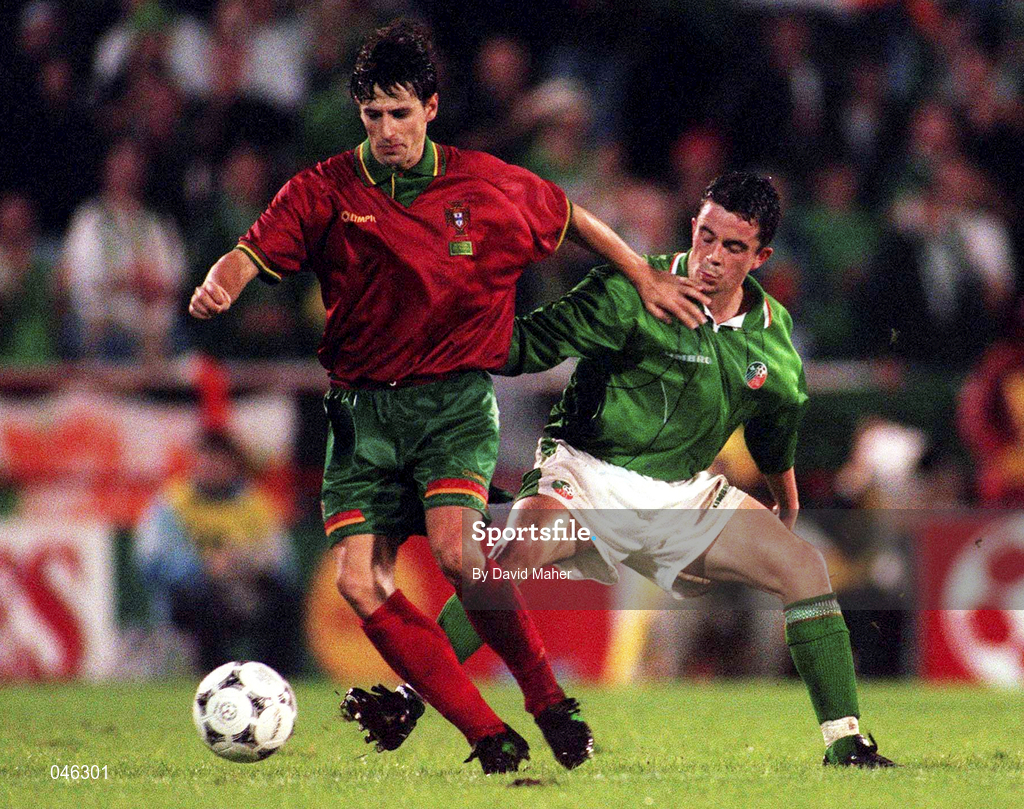 15 November 1995; Domingos of Portugal in action against Gary Kelly of Republic of Ireland during the UEFA EURO1996 Qualifier Group 6 match between Portugal and Republic of Ireland at Estádio do SL Benfica in Lisbon, Portugal. Photo by David Maher/Sportsfile