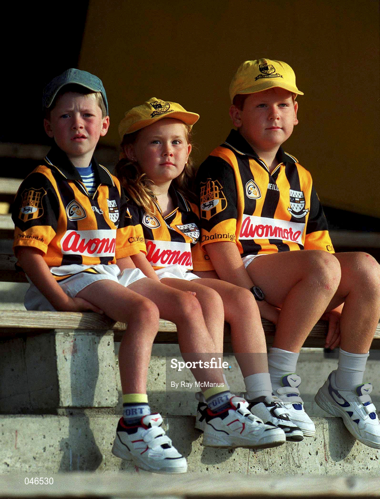 28 August 2000; Young Kilkenny supporters watch their team during Senior Hurling Squad Training and Press Conference at Nowlan Park in Kilkenny. Photo by Ray McManus/Sportsfile