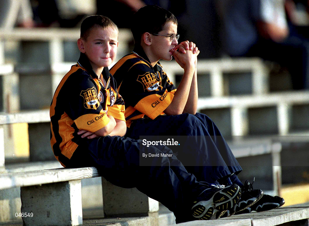 28 August 2000; Young Kilkenny supporters watch their team during Senior Hurling Squad Training and Press Conference at Nowlan Park in Kilkenny. Photo by David Maher/Sportsfile