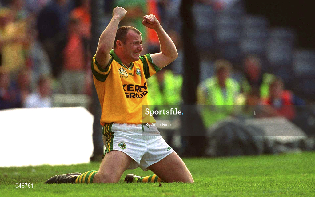 2 September 2000; Kerry goalkeeper Declan O'Keeffe celebrates at the final whistle of the Bank of Ireland All-Ireland Senior Football Championship Semi-Final replay match between Kerry and Armagh at Croke Park in Dublin. Photo by Aoife Rice/Sportsfile