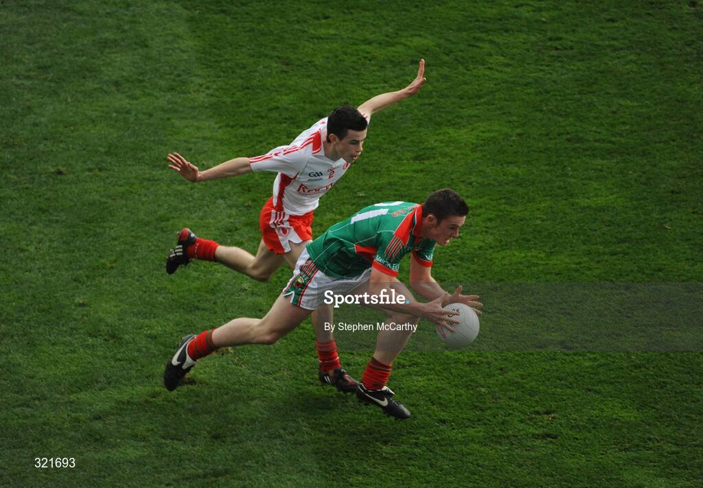 21 September 2008; Dean Gavin, Mayo, in action against Finbar McQuaid, Tyrone. ESB GAA Football All-Ireland Minor Championship Final, Tyrone v Mayo, Croke Park, Dublin. Picture credit: Stephen McCarthy / SPORTSFILE