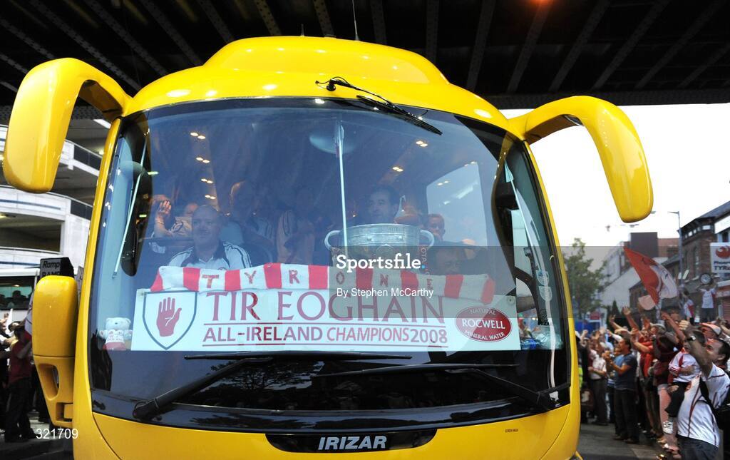 21 September 2008; The Tyrone team bus travels down Jones road en-route to the team hotel. GAA Football All-Ireland Senior Championship Final, Kerry v Tyrone, Croke Park, Dublin. Picture credit: Stephen McCarthy / SPORTSFILE