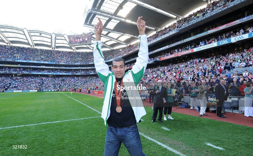 21 September 2008; Olympic boxer Darren Sutherland is introduced to the crowd at half-time. GAA Football All-Ireland Senior Championship Final, Kerry v Tyrone, Croke Park, Dublin. Picture credit: Brendan Moran / SPORTSFILE