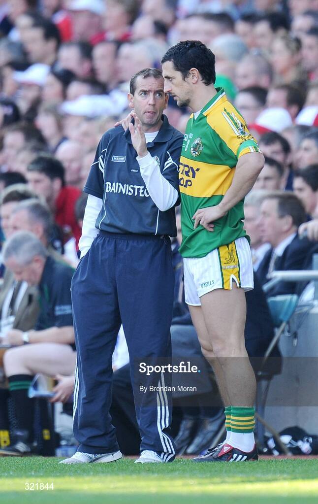 21 September 2008; Kerry's Paul Galvin is spoken to by manager Pat O'Shea before coming on as a substitute during the second half. GAA Football All-Ireland Senior Championship Final, Kerry v Tyrone, Croke Park, Dublin. Picture credit: Brendan Moran / SPORTSFILE