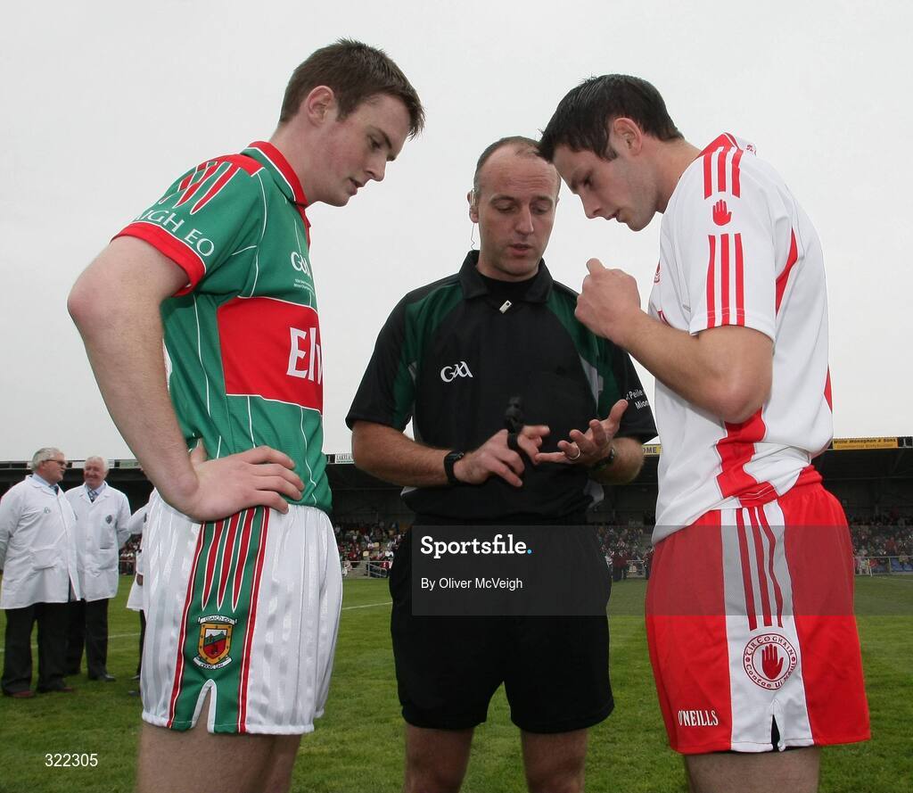 27 September 2008; Referee Cormac Reilly gives instructions to Mayo Captain Shane Nally and Tyrone Captain Ronan McNabb . ESB GAA Football All-Ireland Minor Championship Final Replay, Tyrone v Mayo, Pearse Park, Longford. Picture credit: Oliver McVeigh / SPORTSFILE
