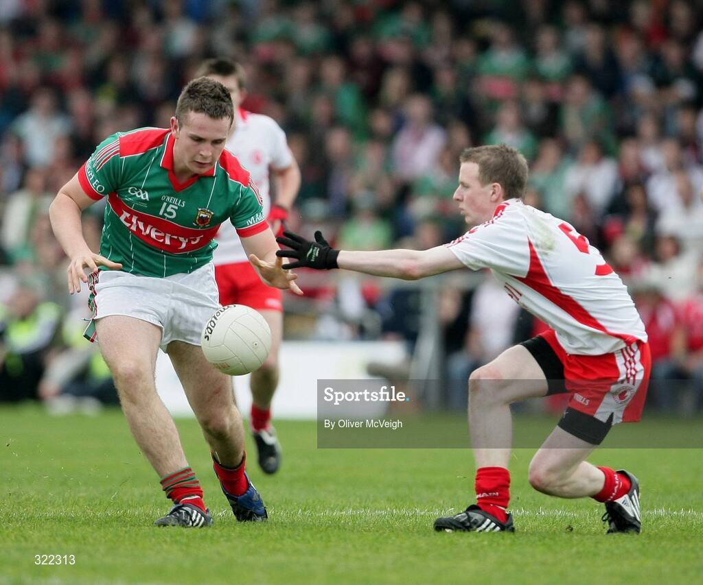 27 September 2008; Alex Corduff, Mayo, in action against Stephen MacRory, Tyrone. ESB GAA Football All-Ireland Minor Championship Final Replay, Tyrone v Mayo, Pearse Park, Longford. Picture credit: Oliver McVeigh / SPORTSFILE