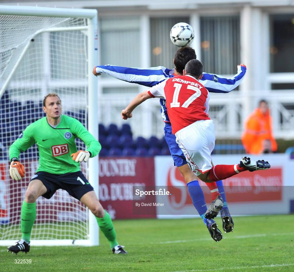 30 September 2008; Gary Dempsey, St Patrick's Athletic, in action against Sofian Chahad and goalkeeper Jaroslav Drobny, Hertha Berlin. UEFA Cup First Round 2nd leg, St Patrick's Athletic v Hertha Berlin, RDS, Dublin. Picture credit: David Maher / SPORTSFILE