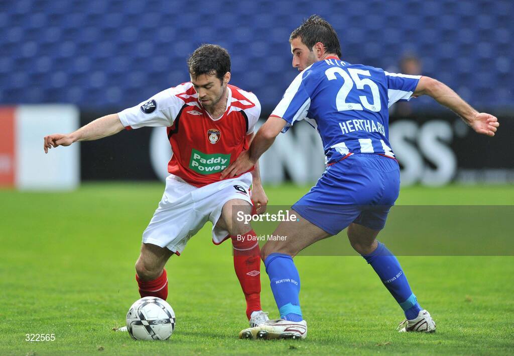 30 September 2008; Damien Lynch, St Patrick's Athletic, in action against Maximilian Nicu, Hertha Berlin. UEFA Cup First Round 2nd leg, St Patrick's Athletic v Hertha Berlin, RDS, Dublin. Picture credit: David Maher / SPORTSFILE