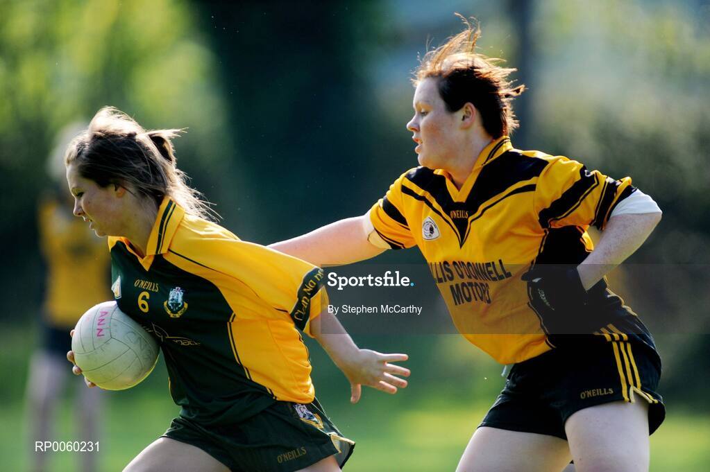 27 September 2008; Eadain Devine, Clann na Gael, Tyrone, in action against Amy Murphy, St. Mark's, Dublin. All-Ireland Ladies Football 7's, Junior Championship Quater-Final, Naomh Mearnog, Portmarnock, Dublin. Picture credit: Stephen McCarthy / SPORTSFILE