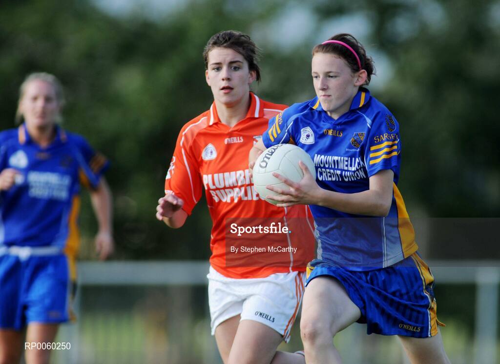 27 September 2008; Fiona Whelan, Sarsfield, Laois, in action against Marian Fitzsimons, Clann Eireann, Armagh. All-Ireland Ladies Football 7's, Senior Championship Semi-Final, Naomh Mearnog, Portmarnock, Dublin. Picture credit: Stephen McCarthy / SPORTSFILE