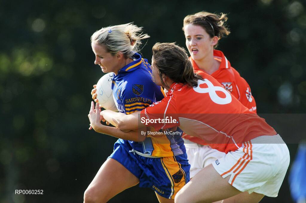 27 September 2008; Tracey Lawlor, Sarsfield, Laois, in action against Marian Fitzsimons, 8, and Sarah Henderson, Clann Eireann, Armagh. All-Ireland Ladies Football 7's, Senior Championship Semi-Final, Naomh Mearnog, Portmarnock, Dublin. Picture credit: Stephen McCarthy / SPORTSFILE