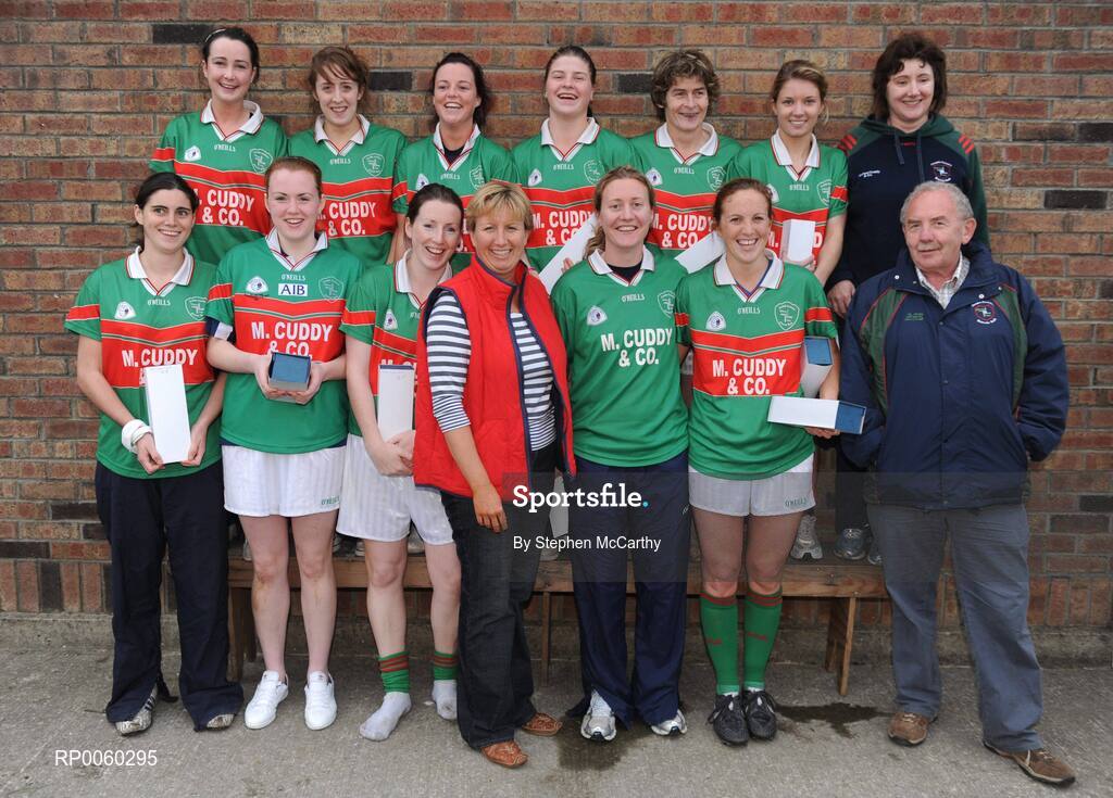 27 September 2008; Geraldine Giles, Uachtaran Cumman Peil Gael na mBan, with players and managment of St. Brigid's, Roscommon, after they finished runners-up in the Senior Championship Shield. All-Ireland Ladies Football 7's, Naomh Mearnog, Portmarnock, Dublin. Picture credit: Stephen McCarthy / SPORTSFILE