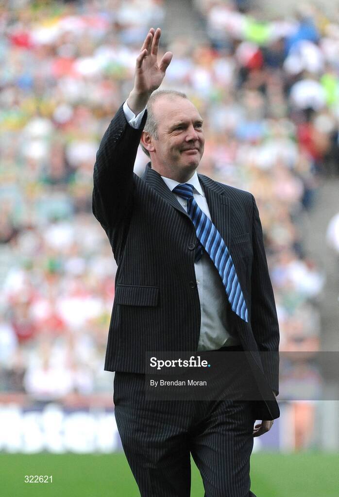 21 September 2008; Pat Canavan waves to the crowd during the 1983 Dublin All-Ireland winning team presentation before the game. GAA Football All-Ireland Senior Championship Final, Kerry v Tyrone, Croke Park, Dublin. Picture credit: Brendan Moran / SPORTSFILE
