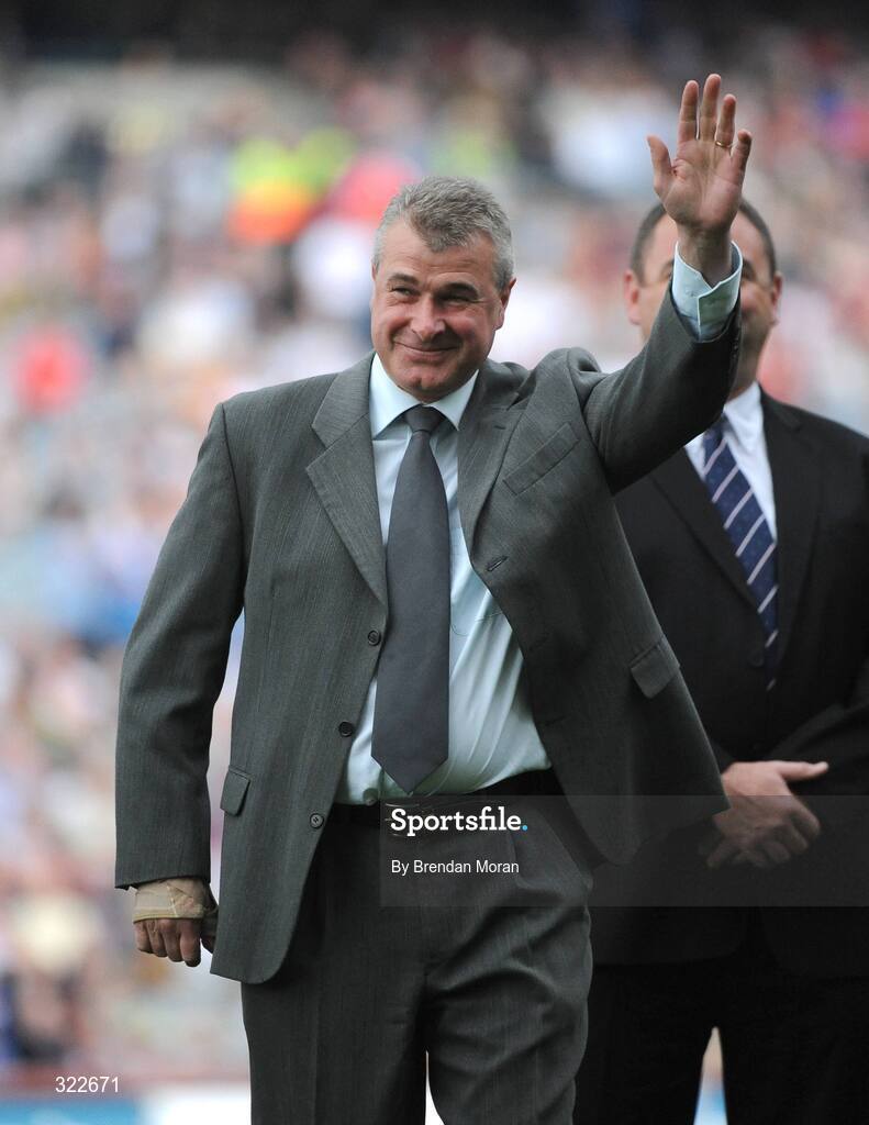 21 September 2008; Charlie Redmond waves to the crowd during the 1983 Dublin All-Ireland winning team presentation before the game. GAA Football All-Ireland Senior Championship Final, Kerry v Tyrone, Croke Park, Dublin. Picture credit: Brendan Moran / SPORTSFILE