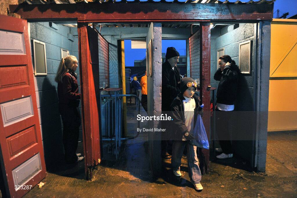 10 October 2008; Supporters arriving through the turnstiles at United Park, before the game. eircom League Premier Division, Drogheda United v Bohemians, United Park, Drogheda. Picture credit: David Maher / SPORTSFILE