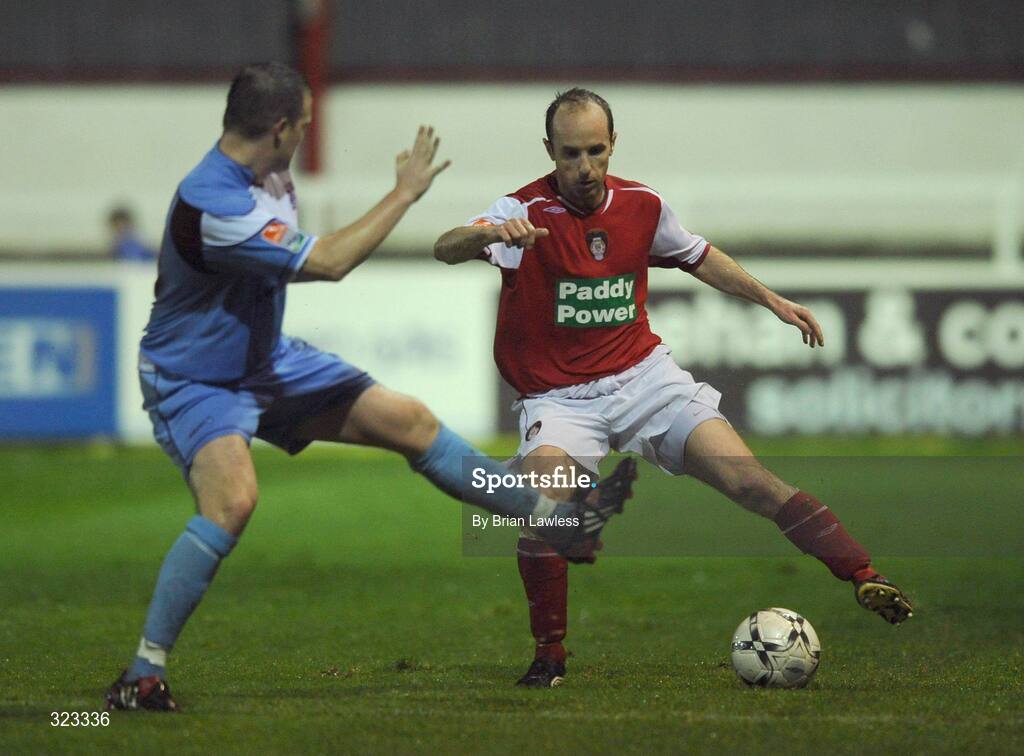 10 October 2008; Alan Kirby, St Patrick's Athletic, in action against Ken Coleman, Cobh Ramblers. eircom League Premier Division, St Patrick's Athletic v Cobh Ramblers, Richmond Park, Dublin. Picture credit: Brian Lawless / SPORTSFILE
