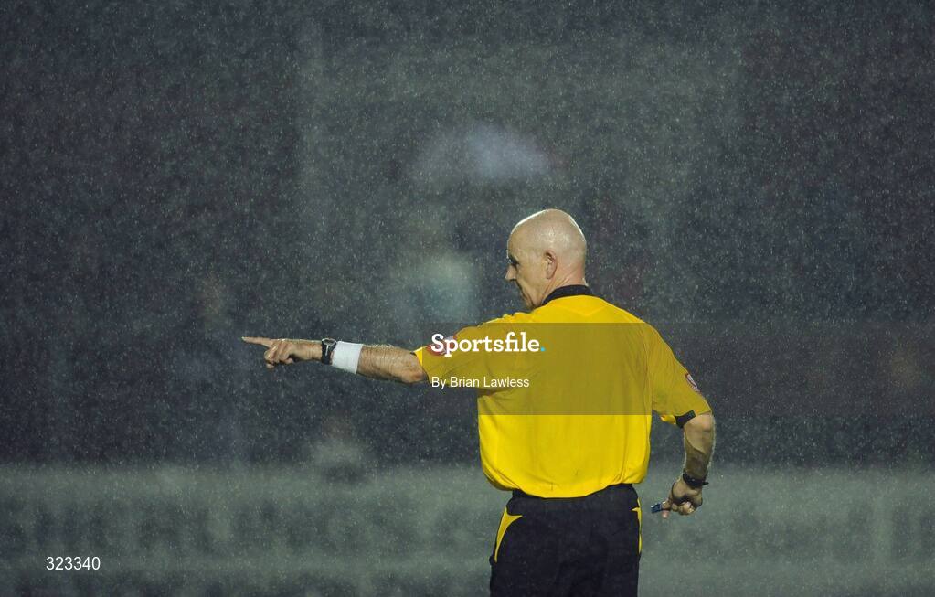 10 October 2008; Referee Declan Hanney during a heavy shower. eircom League Premier Division, St Patrick's Athletic v Cobh Ramblers, Richmond Park, Dublin. Picture credit: Brian Lawless / SPORTSFILE