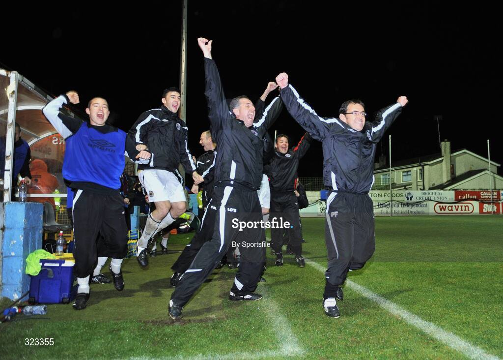 10 October 2008; Bohemians manager Pat Fenlon, right, celebrates after Bohemians scored their second goal. eircom League Premier Division, Drogheda United v Bohemians, United Park, Drogheda. Photo by Sportsfile