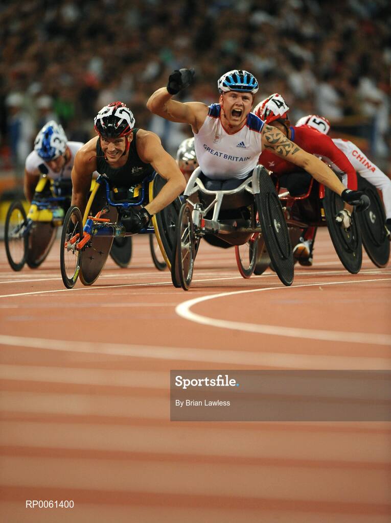 13 September 2008; Great Britain's David Weir celebrates after winning the Men's 800m - T54 in a time of 1:36.61. Beijing Paralympic Games 2008, Men's 800m - T54 Final, National Stadium, Olympic Green, Beijing, China. Picture credit: Brian Lawless / SPORTSFILE