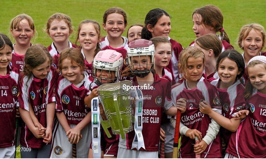 14 July 2015; Girls from the Dicksboro GAA and Camogie Club with the Liam MacCarthy Cup at the launch of the GAA Hurling All-Ireland Senior Championship Series 2015. Dicksboro GAA Club, Kilkenny. Picture credit: Ray McManus / SPORTSFILE