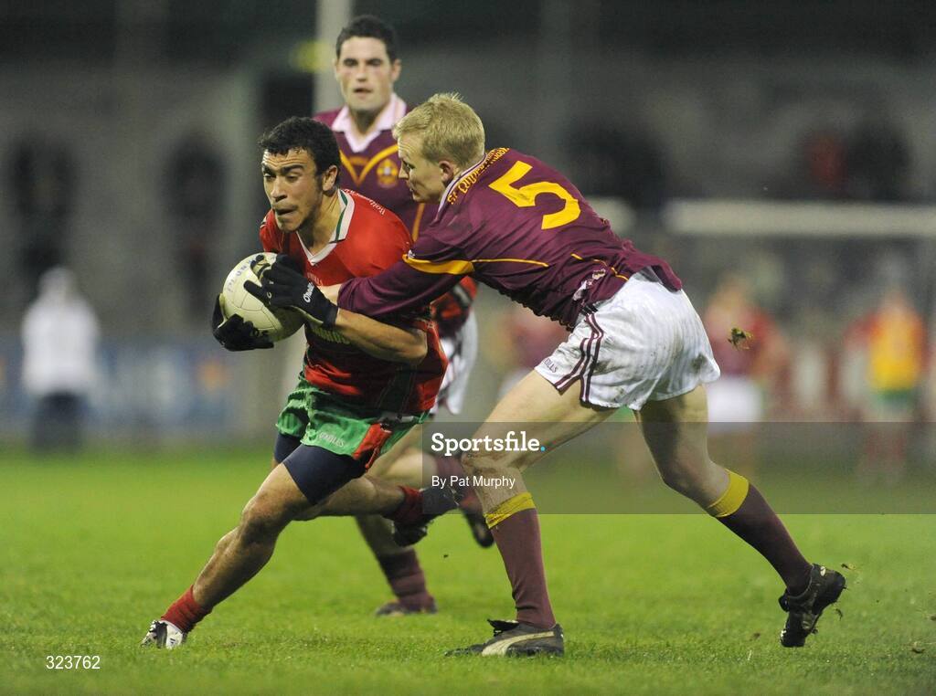 13 October 2008; Ted Furman, Ballymun Kickhams, in action against Michael Brides, Oliver Plunketts/Eoghan Ruadh. Dublin Senior Football Semi-Final, Ballymun Kickhams v Oliver Plunketts/Eoghan Ruadh, Parnell Park, Dublin. Picture credit: Pat Murphy / SPORTSFILE