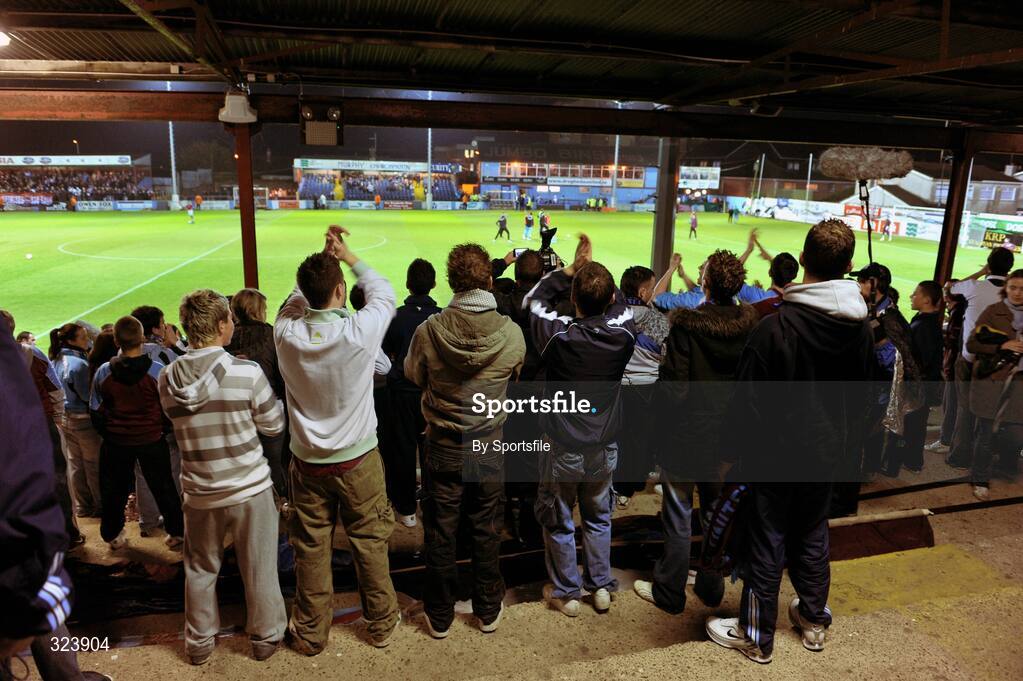 10 October 2008; A general view of fans before the game. eircom League Premier Division, Drogheda United v Bohemians, United Park, Drogheda. Photo by Sportsfile