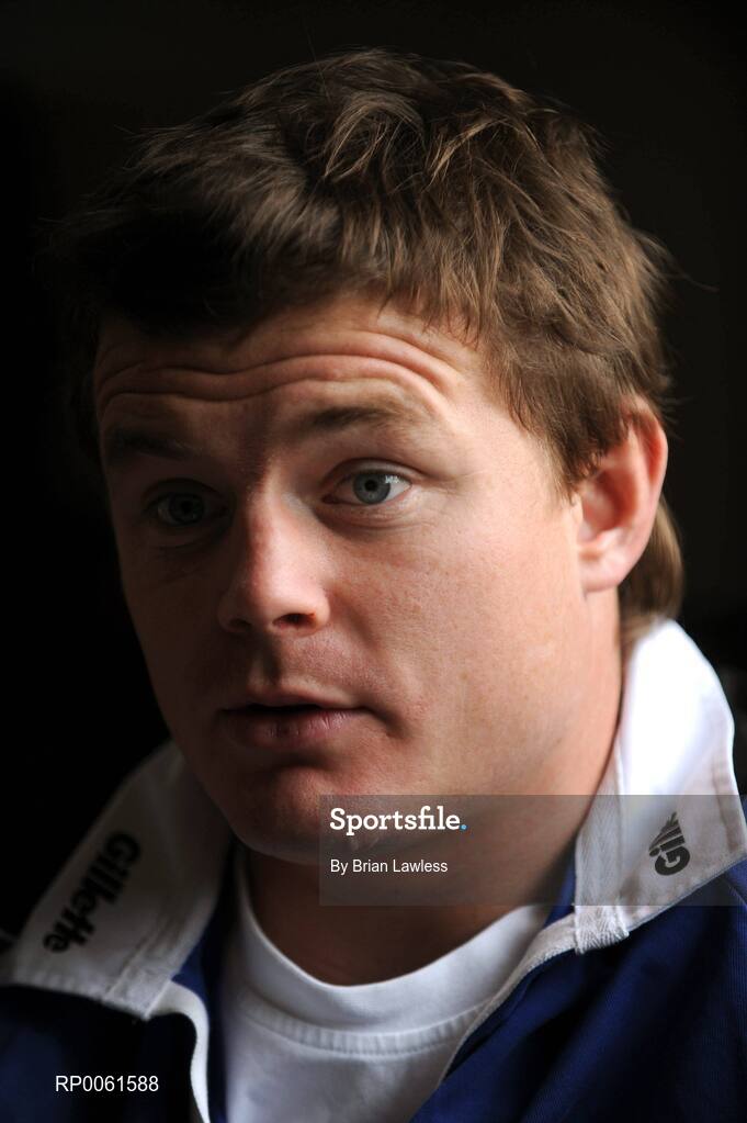 12 October 2008; RAZOR SHARP SKILLS: Irish rugby legend Brian O’Driscoll pulled on his Gillette jersey as he hosted the 2008 Gillette Fusion Rugby Coaching Clinic at Wanderers Rugby Club. The Clinic saw 45 lucky participants gather from all parts of the country to take part in an exclusive days’ coaching with the Irish Rugby Captain and Leinster star along with top Leinster coaches. To see all the action and top tips log on to www.gillettechampions.ie. At the clinic is Brian O'Driscoll. Wanderers Rugby Club, Merrion Road, Ballsbridge, Dublin. Picture credit: Brian Lawless / SPORTSFILE