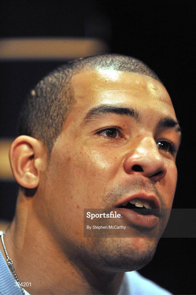 16 October 2008; Boxer Darren Sutherland at a press conference to announce details of his three-year contract with boxing promoter Frank Maloney and his professional debut in Dublin on Decemeber 18th. The Helix, Dublin City University, Dublin. Picture credit: Stephen McCarthy / SPORTSFILE