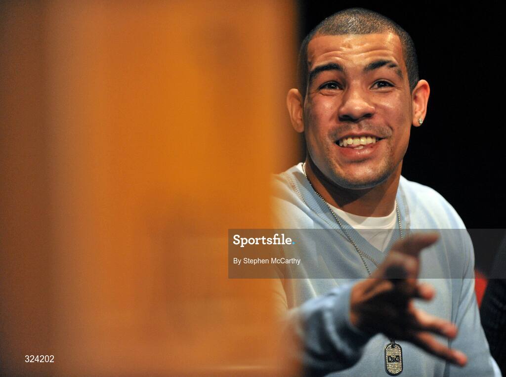 16 October 2008; Boxer Darren Sutherland at a press conference to announce details of his three-year contract with boxing promoter Frank Maloney and his professional debut in Dublin on Decemeber 18th. The Helix, Dublin City University, Dublin. Picture credit: Stephen McCarthy / SPORTSFILE