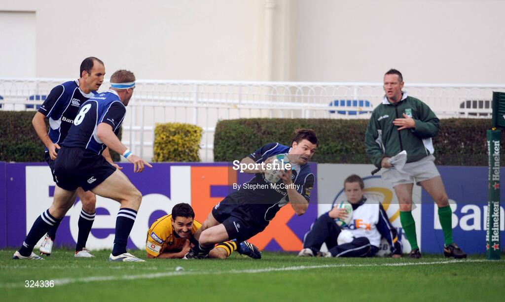 18 October 2008; Brian O'Driscoll, Leinster, goes over for his side's first try. Heineken Cup, Pool 2 Round 2, Leinster v London Wasps, RDS, Dublin. Picture credit: Stephen McCarthy / SPORTSFILE