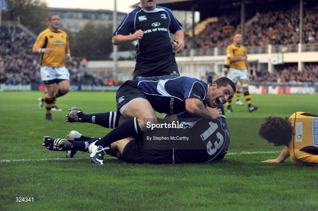 18 October 2008; Brian O'Driscoll, Leinster, is congratulated by Rob Kearney after scoring his and his side's second try. Heineken Cup, Pool 2 Round 2, Leinster v London Wasps, RDS, Dublin. Picture credit: Stephen McCarthy / SPORTSFILE