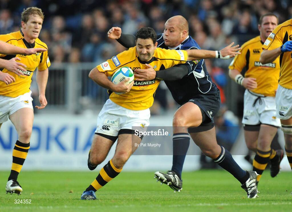 18 October 2008; Jeremy Staunton, London Wasps, is tackled by CJ Van Der Linde, Leinster. Heineken Cup, Pool 2 Round 2, Leinster v London Wasps, RDS, Dublin. Picture credit: Pat Murphy / SPORTSFILE
