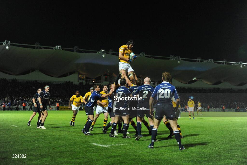 18 October 2008; Tom Palmer, London Wasps, collects the ball in the line-out. Heineken Cup, Pool 2 Round 2, Leinster v London Wasps, RDS, Dublin. Picture credit: Stephen McCarthy / SPORTSFILE