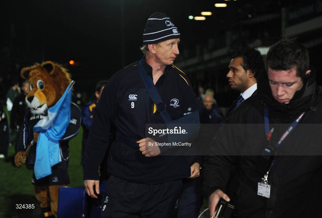 18 October 2008; Leo Cullen, Leinster, leaves the pitch after the match. Heineken Cup, Pool 2 Round 2, Leinster v London Wasps, RDS, Dublin. Picture credit: Stephen McCarthy / SPORTSFILE