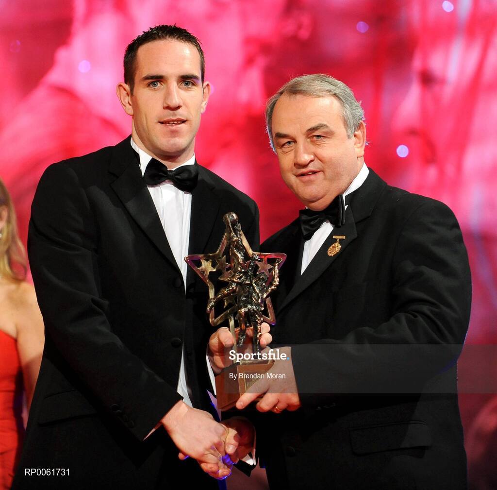 17 October 2008; Declan O'Sullivan of Kerry is presented with his GAA All-Star award by Nickey Brennan, GAA President, during the 2008 GAA All-Stars sponsored by Vodafone. Citywest Hotel, Conference, Leisure & Golf Resort, Dublin. Picture credit: Brendan Moran / SPORTSFILE