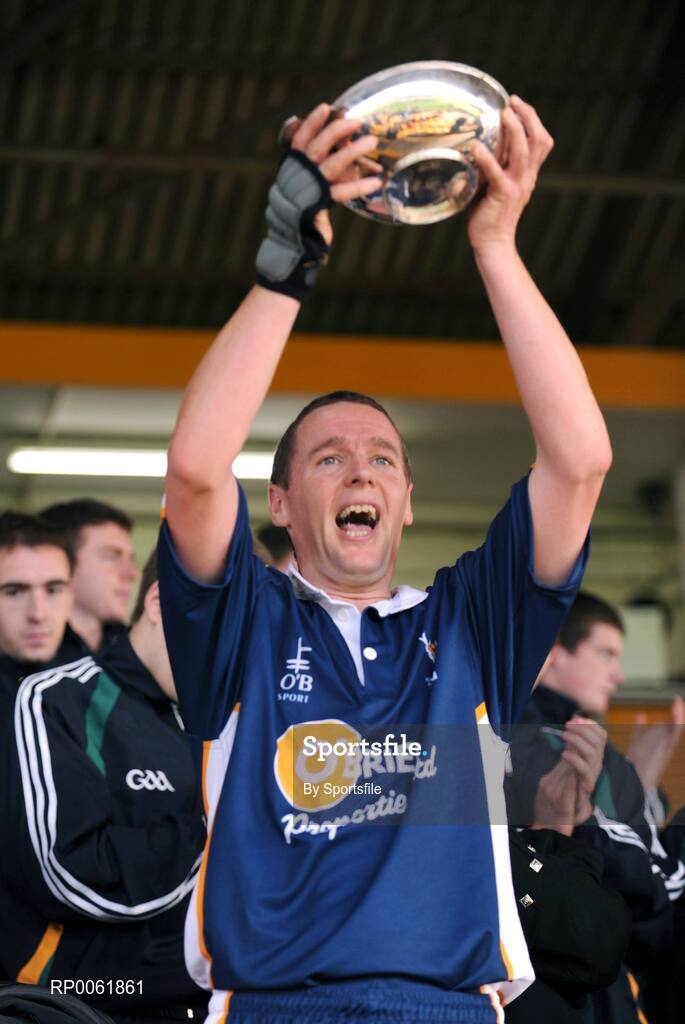 18 October 2008; Scotland captain Kenny Ross lifts the cup. Senior Men's Shinty International, Ireland v Scotland, Nowlan Park, Kilkenny. Photo by Sportsfile