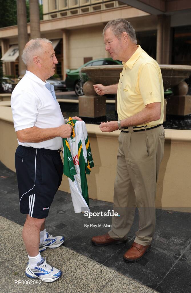 23 October 2008; Irish Manager Sean Boylan in conversation with GAA commentator Michael O'Muircheartaigh outside the team's Duxton Hotel before a press conference in advance of the Australia v Ireland International Rules game. 2008 International Rules tour, Duxton Hotel, Perth, Australia. Picture credit: Ray McManus / SPORTSFILE
