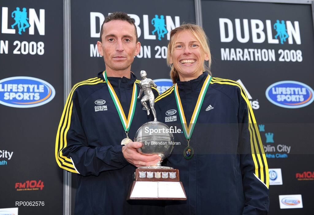 27 October 2008; The first Irish man and woman home and National Marathon Champions for 2008, Michael O'Connor, left, of Galway City Harriers and Maria McCambridge of Dundrum South Dublin AC, at the Lifestyle Sports - adidas Dublin Marathon 2008. Merrion Square, Dublin. Picture credit: Brendan Moran / SPORTSFILE